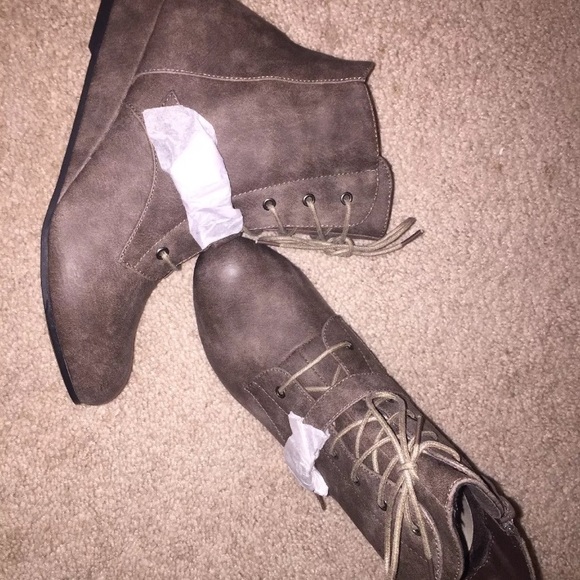 Too scope by 2 lips too wedge boot 8 brown combat - Picture 3 of 8